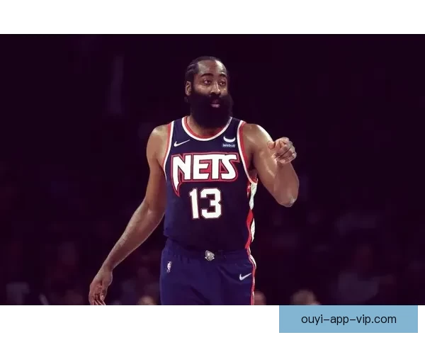 詹姆斯五项数据创历史纪录小个后卫复制哈登精彩表现