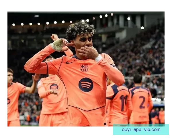 在凌晨结束的西甲焦点战中巴萨绝杀马竞亚马逊多角度分析球队表现